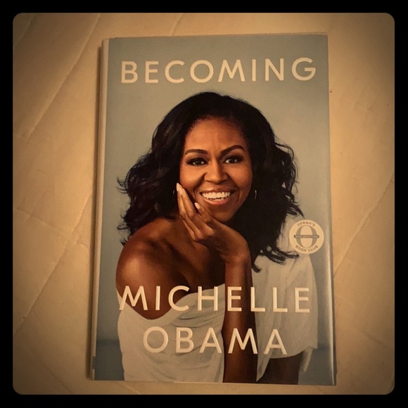 Becoming by Michelle Obama ~ Excellent Condition - Picture 1 of 5